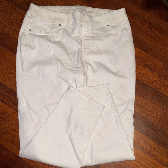 White Chico’s pullin pants women’s size 14 - Picture 2 of 8